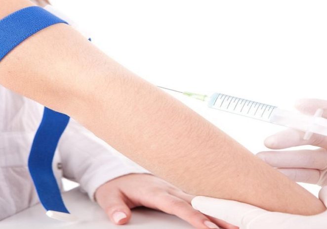 Vaccini, Fasano “Si contrastino tesi retrograde e pericolose”