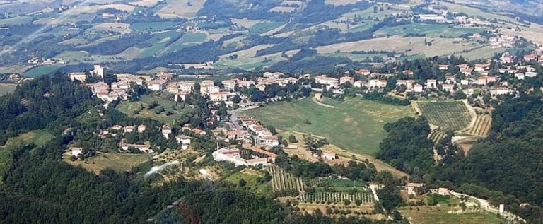 Il Pd di Guiglia in ricordo dell’ex sindaco e maestro Guido Corneti